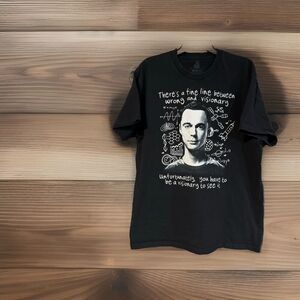 Big Bang Theory Sheldon SS T-Shirt Black Fine Line Between Wrong  & Visionary